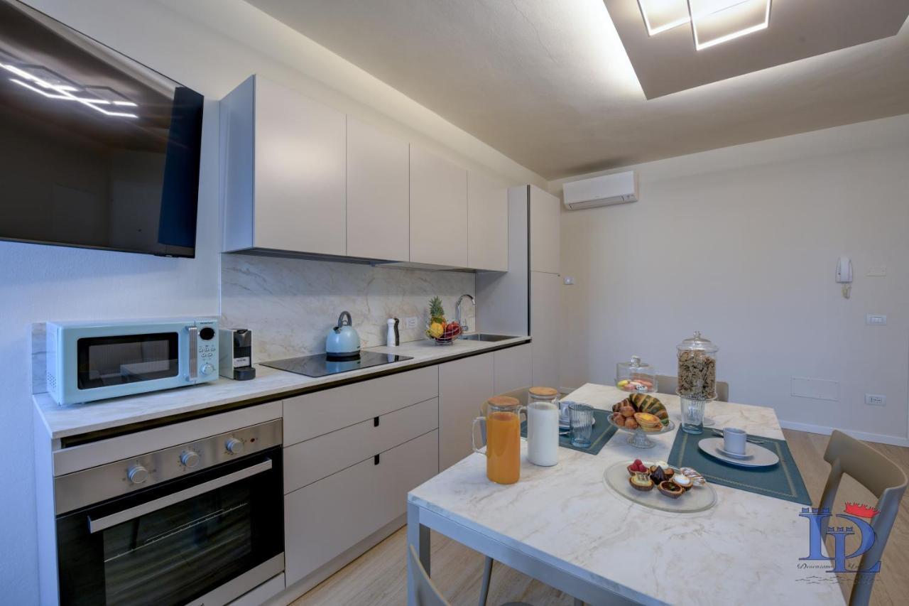 Desenzanoloft Official Partner Marriott Homes & Villas - Apa Dom Downtown Family Apartment デセンツァーノ・デル・ガルダ エクステリア 写真