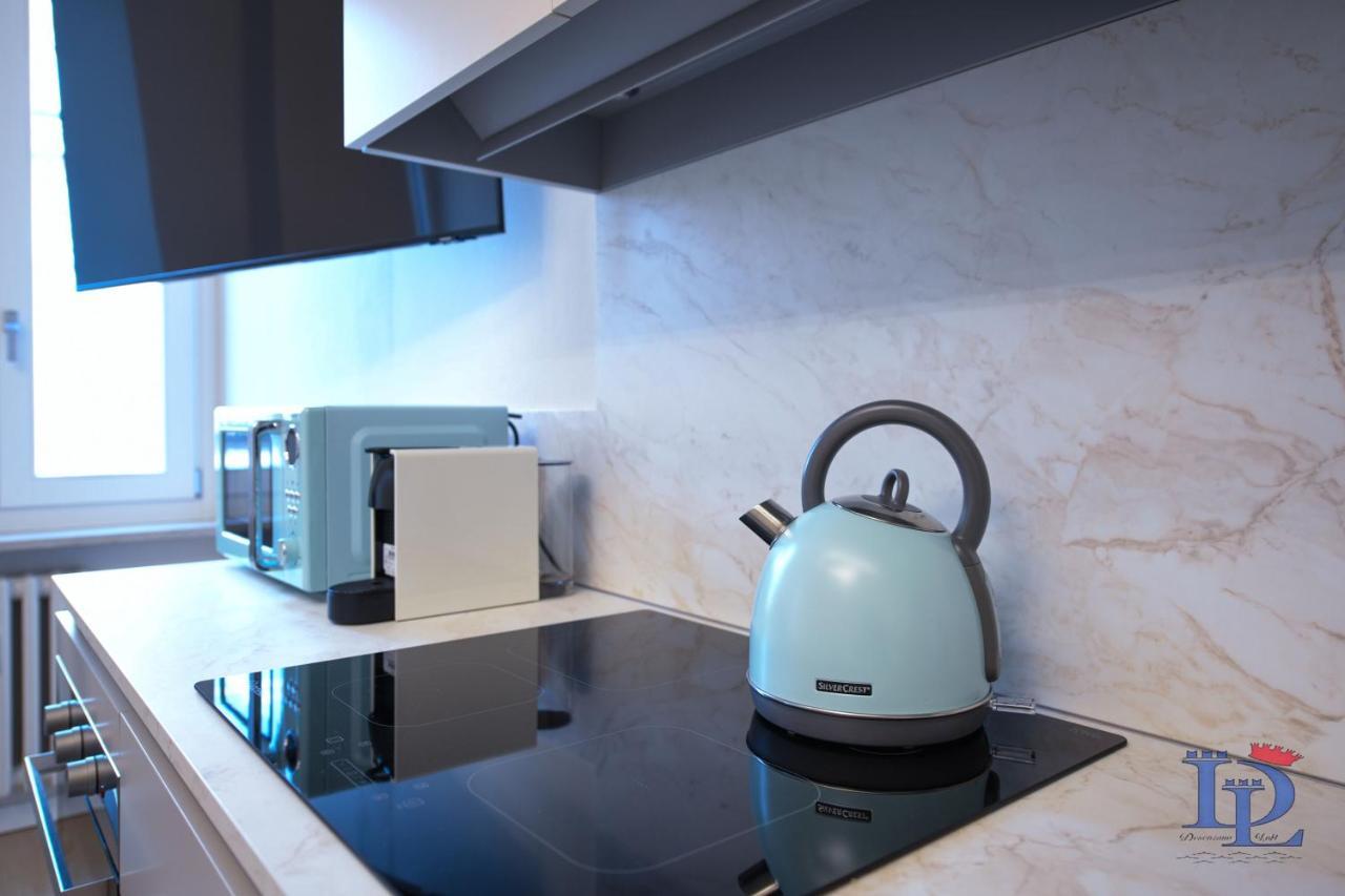 Desenzanoloft Official Partner Marriott Homes & Villas - Apa Dom Downtown Family Apartment デセンツァーノ・デル・ガルダ エクステリア 写真