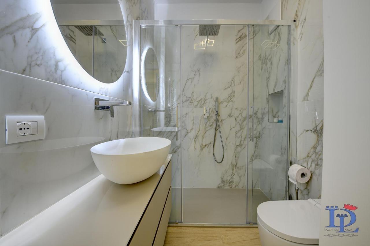 Desenzanoloft Official Partner Marriott Homes & Villas - Apa Dom Downtown Family Apartment デセンツァーノ・デル・ガルダ エクステリア 写真